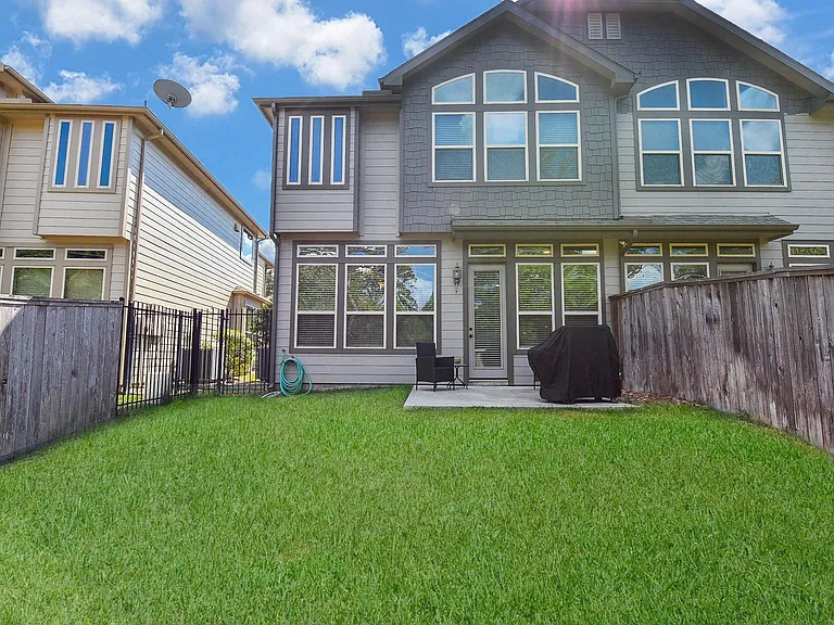 78 Aventura Pl — Photo 31