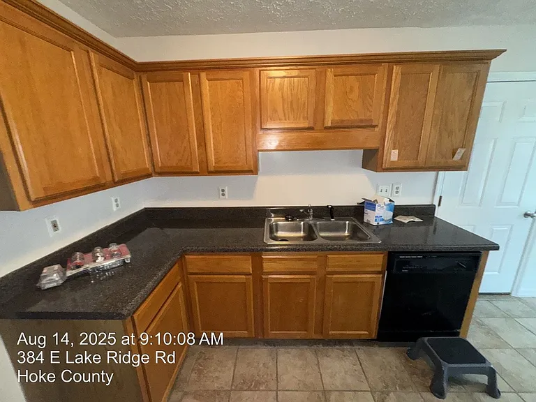384 E Lake Ridge Rd — Photo 11