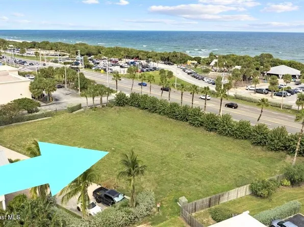 Multiple Tanager Ct, Indialantic, FL 32903