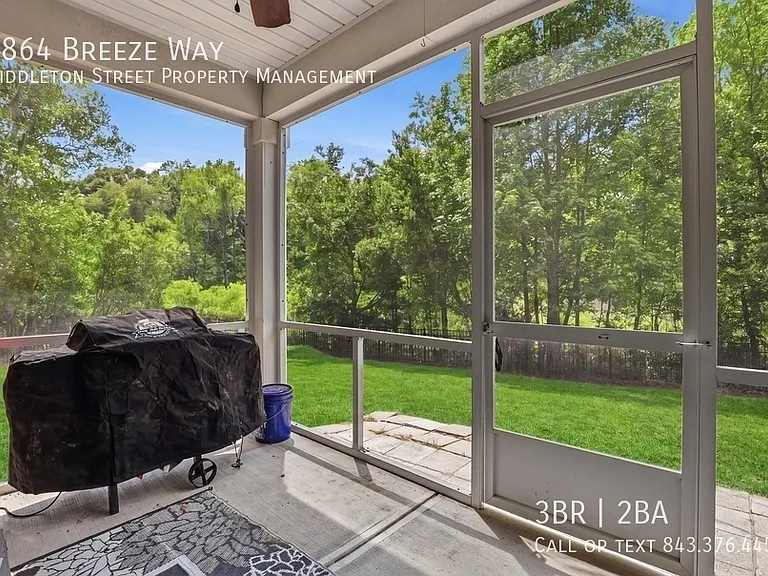 4864 Breeze Way — Photo 34