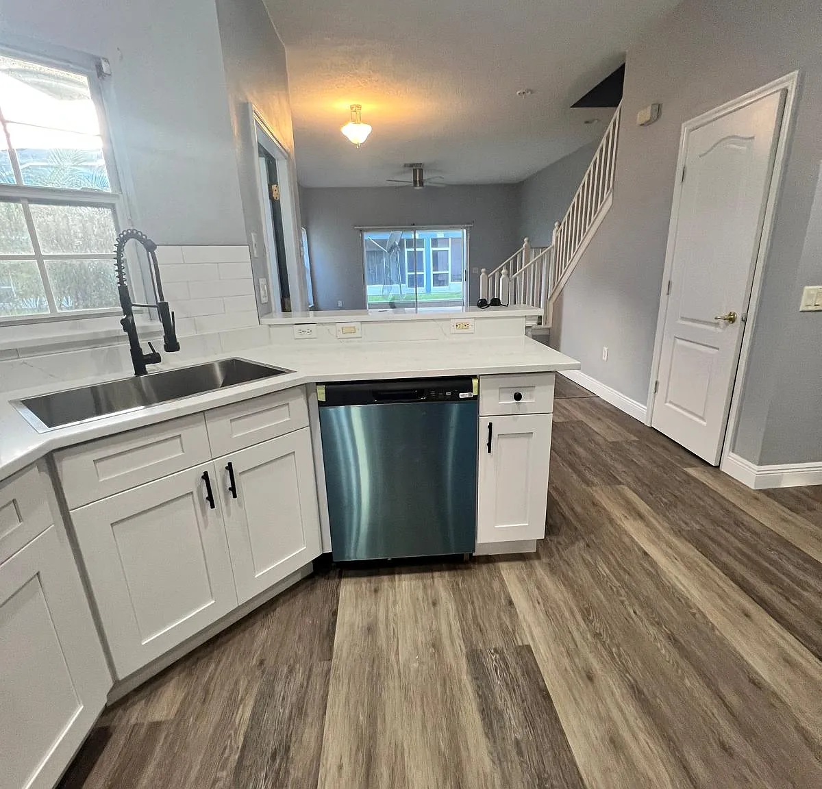 4 bed, 1576 sqft, $2,800 — Photo 3