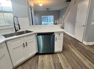 6728 Lake Rochester Ln, Gibsonton, FL 33534