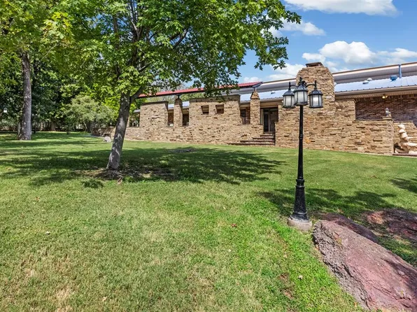 4805 Oakdale Farm Rd, Edmond, OK 73013