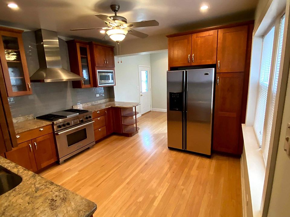 1st image of 3739 N Lawndale Ave #1