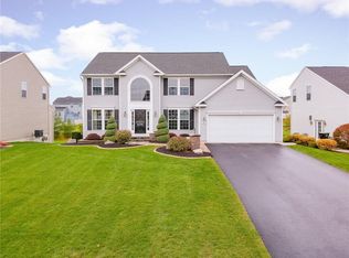 188 E Path Rise, West Henrietta, NY 14586