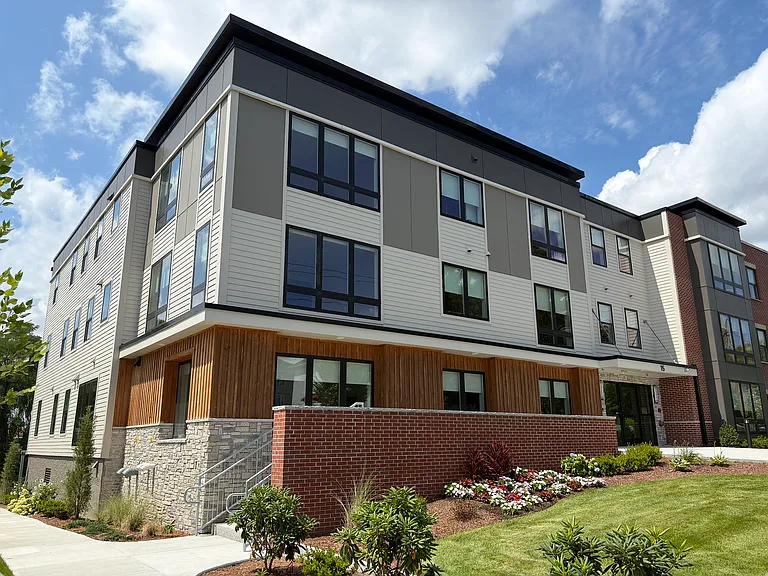 CityLine Apartments — Photo 2