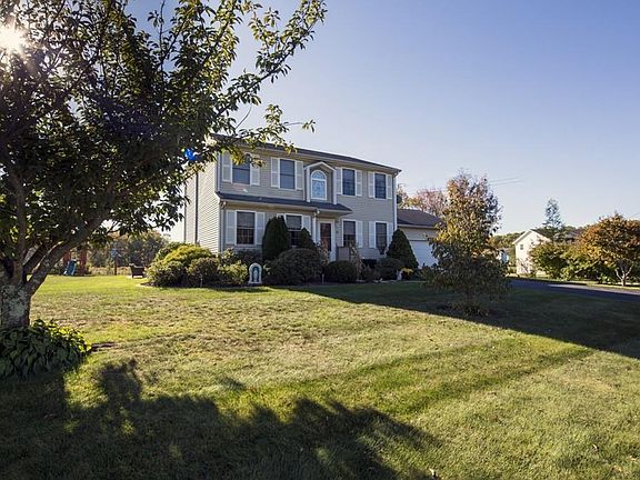 2nd image of 21 Ashley Ct