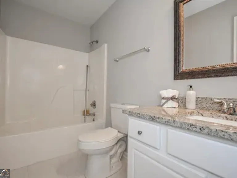 3380 Maple Terrace Dr — Photo 15