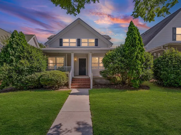 335 Woodlark St, Greenville, SC 29607