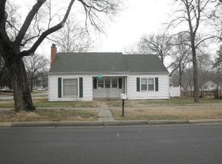 630 W Olive Ave, El Dorado, KS 67042