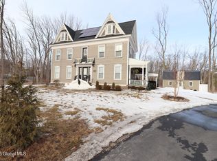 2421 Troy Schenectady Rd, Schenectady, NY 12309