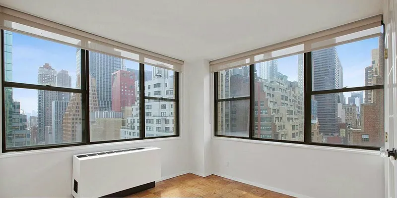 Rented by R New York | media 26