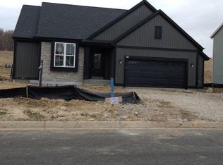 714 Belmont Dr, Watertown, WI 53094