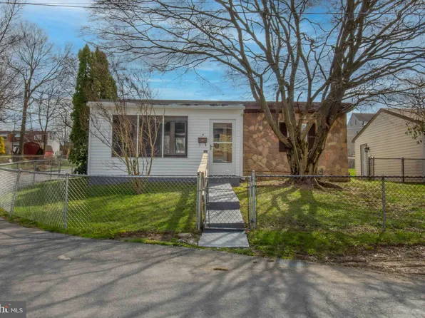 544 Bessemer St, Steelton, PA 17113