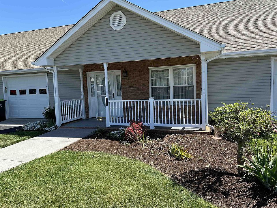 1st image of 228 Wheatland Ct