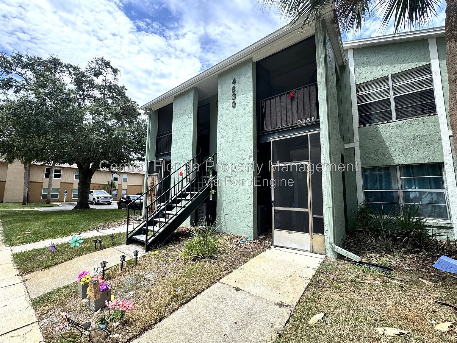 2 bed, 2.0 bath, 851 sqft, $1,499 — Photo 1
