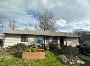 2690 Howard Ave, Medford, OR 97501
