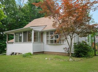 7 Hillaire Pl, Nanuet, NY 10954