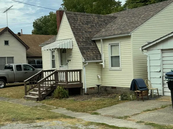104 E Cherry St, Norris City, IL 62869