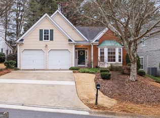 2021 Crestview Way, Woodstock, GA 30188