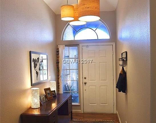 2nd image of 312 Oak Canyon Dr