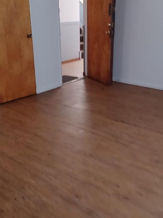 1st image of 1246 W 87th St Floor 1