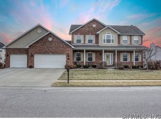 1125 Red Hawk Ridge Ln, O Fallon, IL 62269