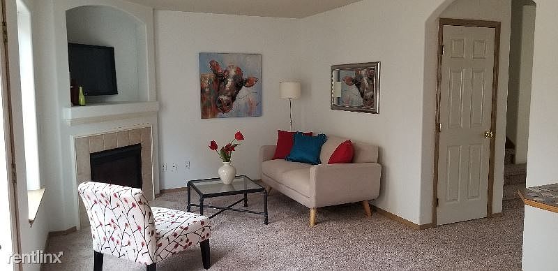 2nd image of 119 91st Ave SE APT 14B