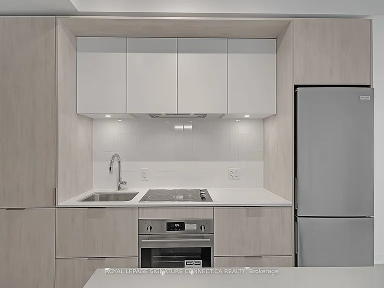130 River St #909 — Photo 5