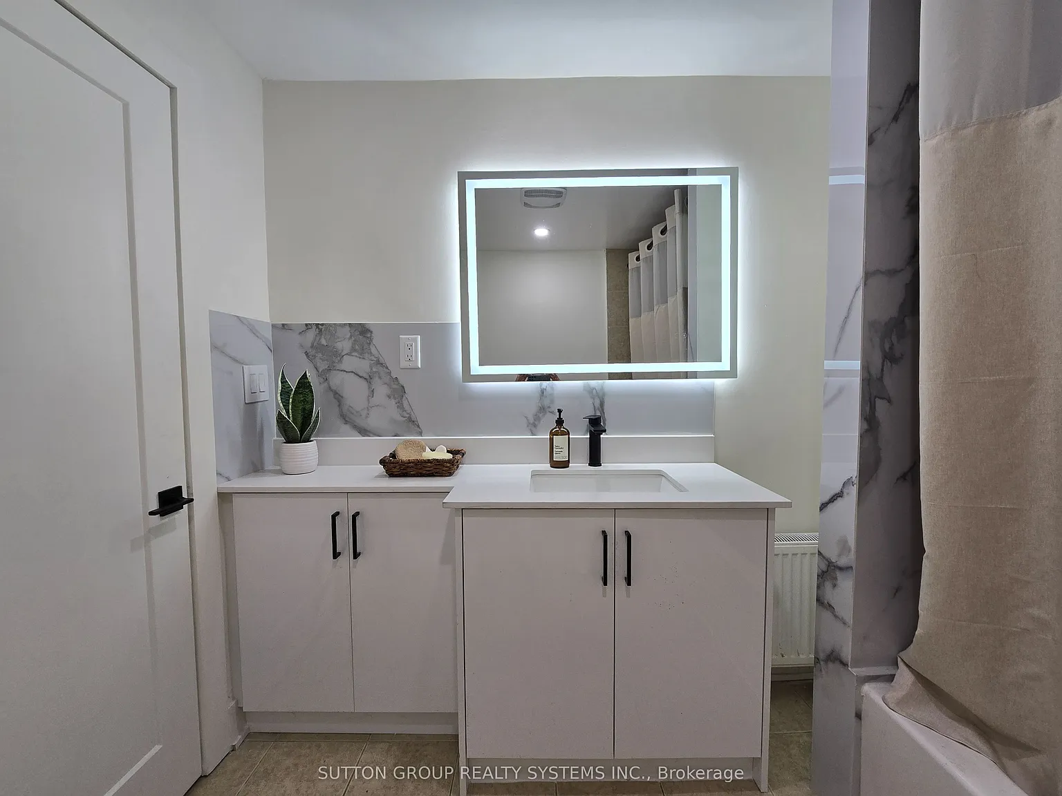 2 bed, $2,350 — Photo 1