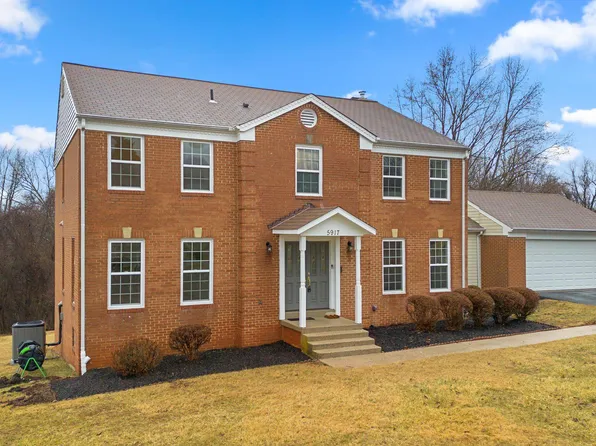 5917 Willow Knoll Dr, Derwood, MD 20855