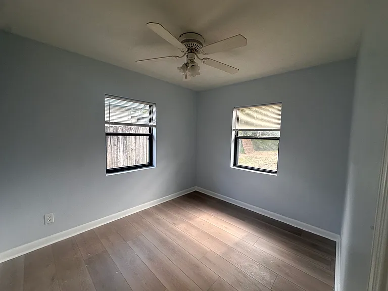 2950 Kline Rd — Photo 9