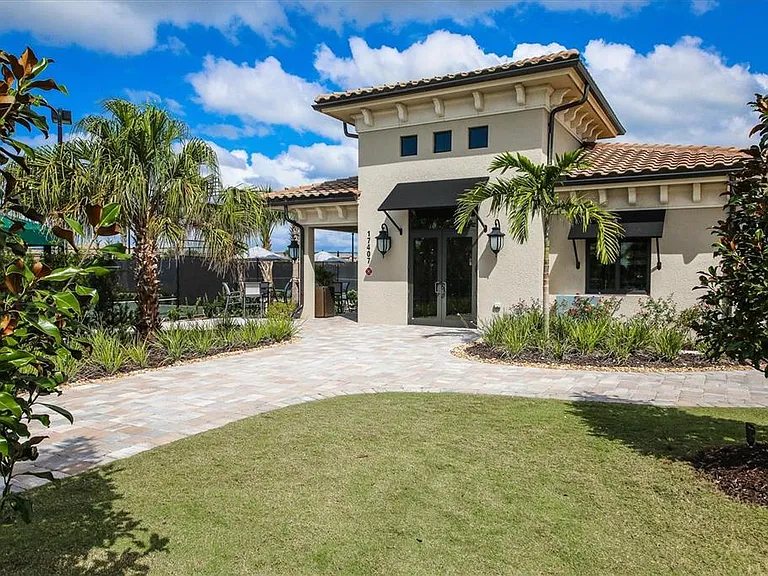 16717 Bwana Pl — Photo 43