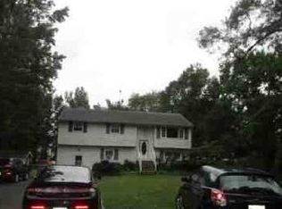 209 Dey Grove Rd, Monroe Township, NJ 08831