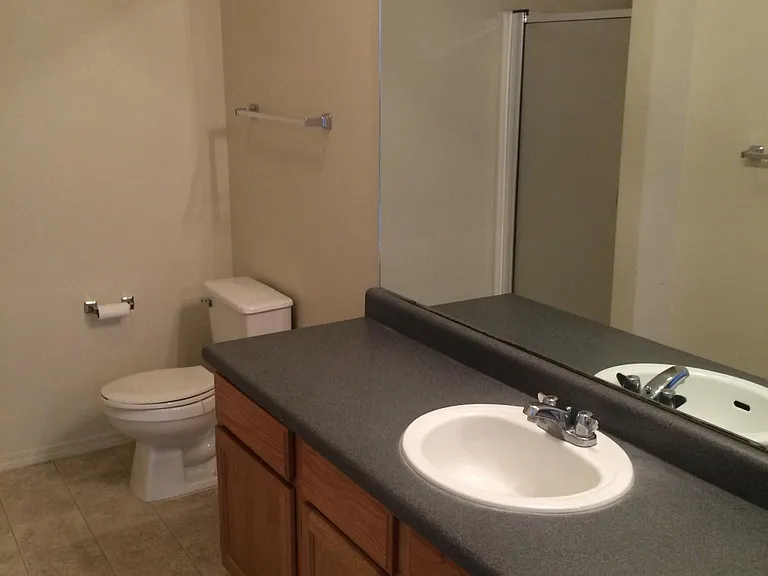 4308 Sabana Loop SE #C — Photo 9