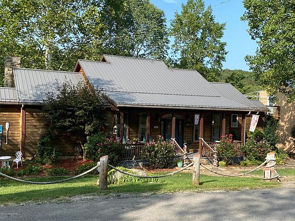 4th image of 1282 Lake Forest Ln