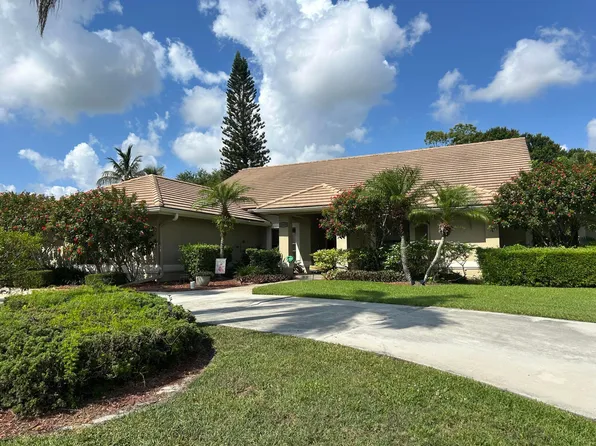 15405 Meadow Wood Drive, Wellington, FL 33414