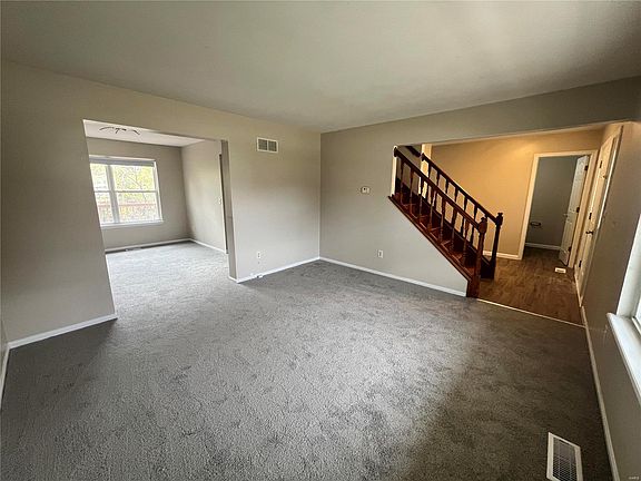 4th image of 1829 Charleston Estates Dr