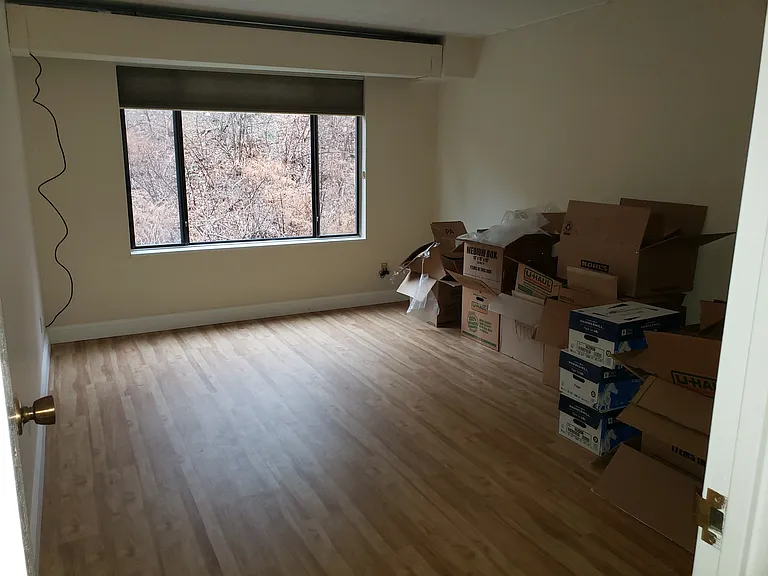 1500 Worcester Rd — Photo 9