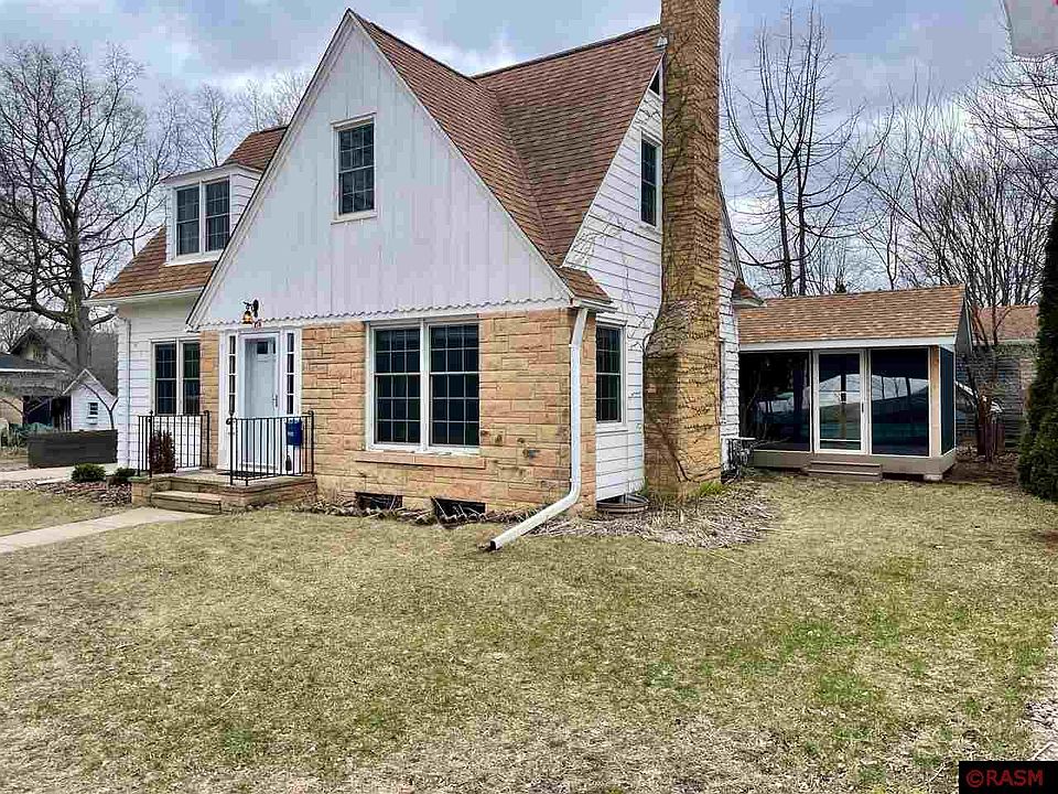 218 W Locust St, Saint Peter, MN 56082 Zillow