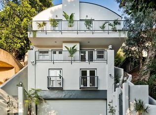 8374 Yucca Trl, Los Angeles, CA 90046