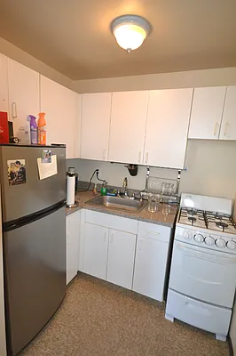 Rented by Bold New York | media 17