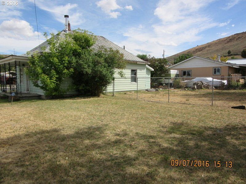 2nd image of 709 Valley Ave