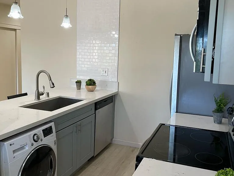 6210 Agee St #240 — Photo 5