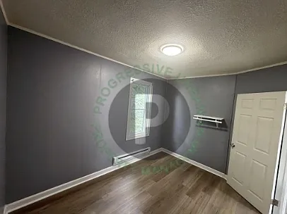 4144 Hyde Ave — Photo 5