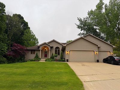 203 Memory LANE, FRANCIS CREEK, WI, 54214