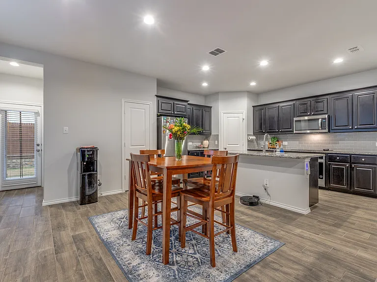 3315 Celestial Ln — Photo 13