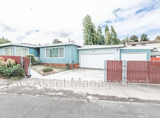 1011 Manor Rd, El Sobrante, CA 94803