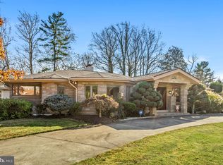 7017 Kenhill Rd, Bethesda, MD 20817