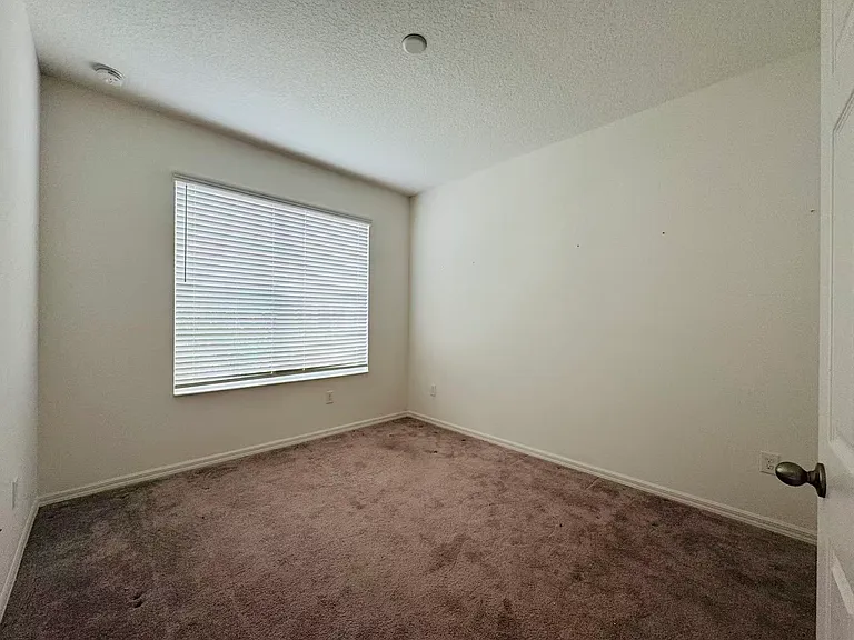 8166 Mosaic Ln — Photo 4